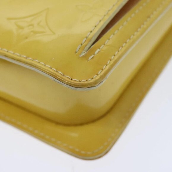 LOUIS VUITTON Monogram Vernis Motto Pouch Lime Yellow M91059 LV Auth 94843 - Picture 12 of 16